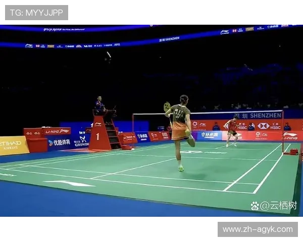 羽毛球撕衣服 羽毛球撕衣服